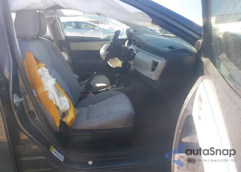 2015 Toyota Corolla Le Plus z USA, uszkodzony, nr VIN 5YFBURHE6FP222090